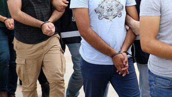 Sahte Reçetelerle Temin Ettikleri Sentetik Eczayı Satmaya Çalışan 4 Şüpheli Yakalandı 3 5f5dc18f5542841c7ccfb761 e1631305173639