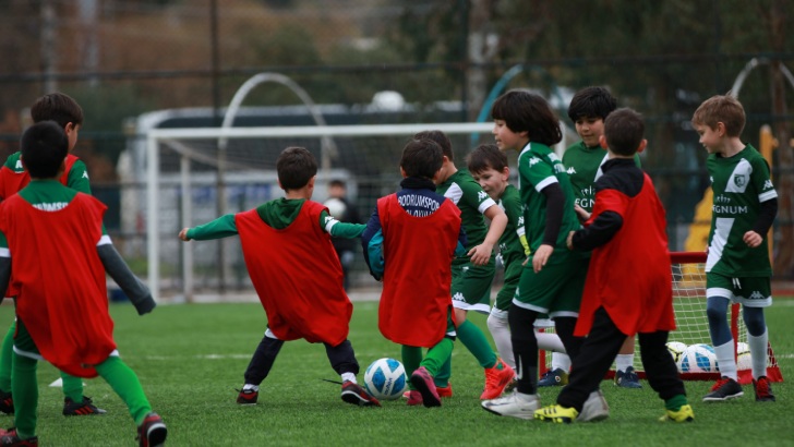 Bodrumspor Futbol Okulu Çalişmalarina Devam Edi̇yor 3 620b8d6d165573f77cbb5768