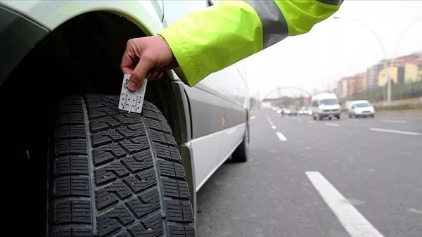 Ticari Araçlar Için Zorunlu Kış Lastiği Uygulaması Yarın Başlıyor 3 65757 dhfD cover