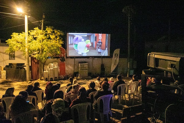 Bodrum Köyleri Sarı Yaz Sinema Günleri; 8 BODRUM KOYLERINDE SARI YAZ SINEMA GUNLERI 2