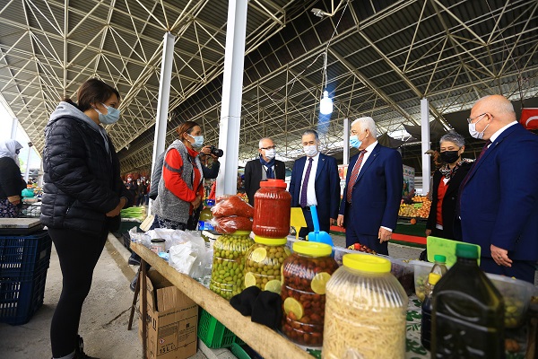 Baskan Gurunden Pazarda Koronavirus Denetimi 3