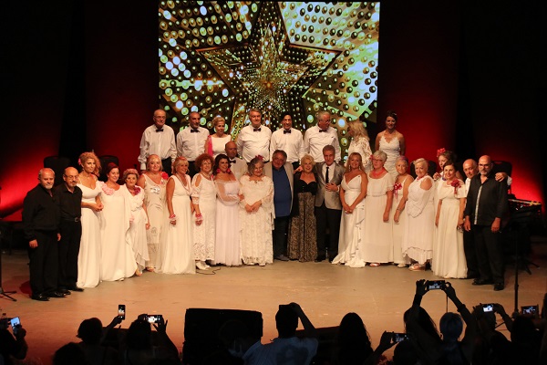 Yıldızlı Nağmeler" Konseri Düzenlendi. 15 Bodrum Belediyes Kale Konserlerinde Turk Sanat Muzigi Ruzgari10 min