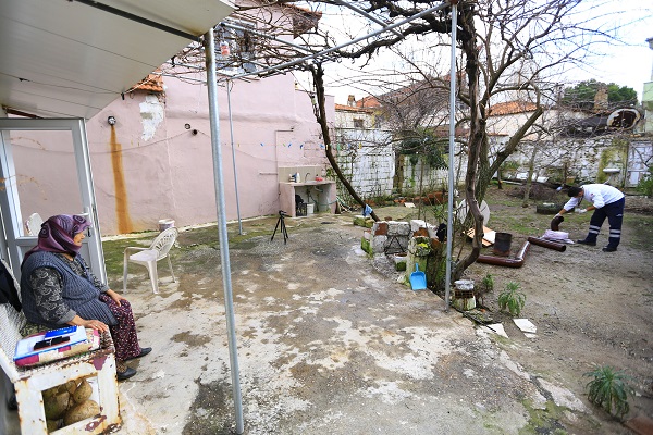 Büyükşehir Ulu Çınarların Yanında 4 Buyuksehir Ulu Cinarlarin Yaninda 2