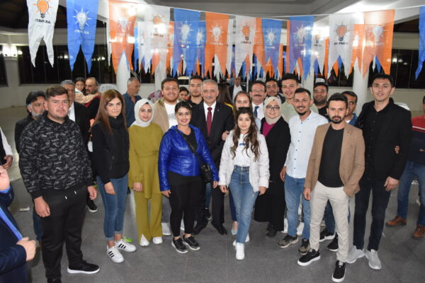 Mete Ve Öztürk Fethiye'de Seçim Çalışmasına Devam Etti 17 DSC 0344 1 scaled e1682543182686