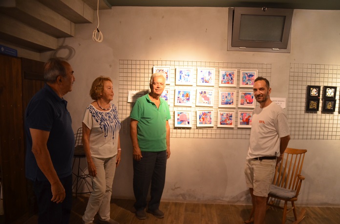 Denizcan Yüzgül , Ilk Kişisel ‘ Dinazorlar Âlemi" Temalı Resim Sergisinin Açtı 6 DSC 2002