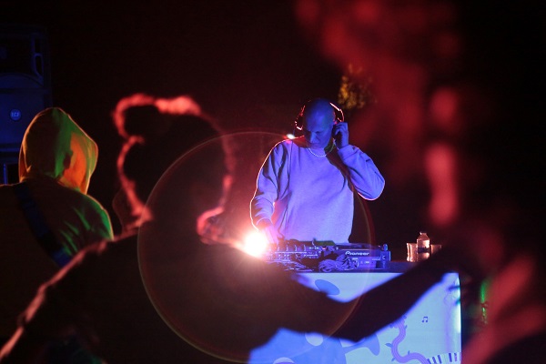 Gümüşlük’te Son Performans, Dj Q-Bra & Mx. Sür’den 19 Dj performansi Q BRA Mx. Sur HABER 07