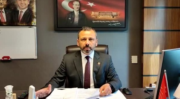 Kendi̇ Vatandaşlarimiz Barinacak Ev Bulamiyor 19 Emlakci
