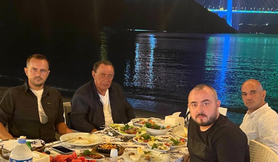 Alaattin Çakıcı Akşam Yemeğinde İstanbul 'Da Buluştu 20 FB IMG 1660250048944