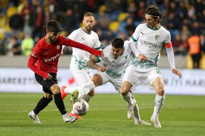 Bodrumspor Ankara'da 3 Puan Bıraktı 13 FB IMG 1682707623694 e1682719828902