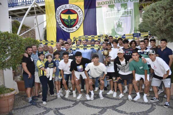 Bodrum Fenerbahçeliler Derneği Bodrumspor'un Gençlerini Ağırladı 8 IMG 20220522 WA0007 e1653221691273