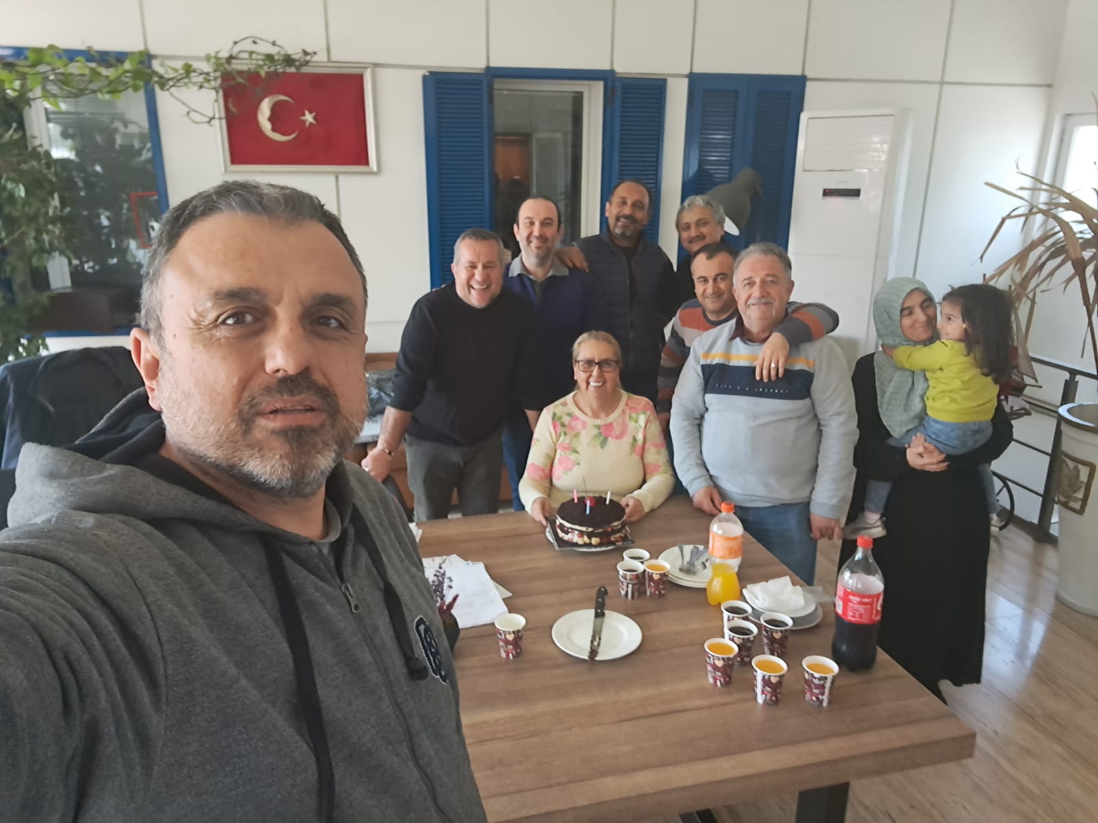 Başarılı Müdüre 57 Yaş Kutlaması 1 IMG 20230310 WA0012