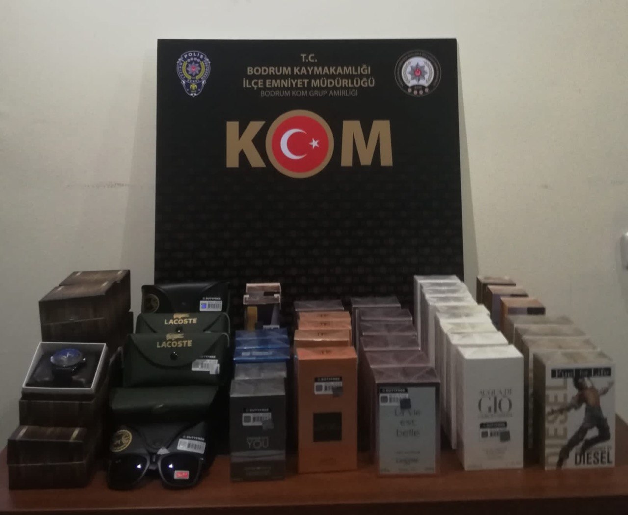Sahte Içki Ve Kaçakçılık Operasyonunda 2 Zanlı Tutuklandı 5 IMG 20210628 121037 471