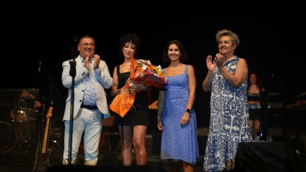 Melike Sahin Milasta hayranlariyla bulustu 10 e1688980818173