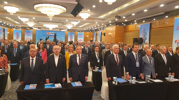 Beledi̇ye Başkanlari, Van’da Bi̇r Araya Geldi̇ 4 OZALPTE BASKAN ARASA SEVGI SELI 7