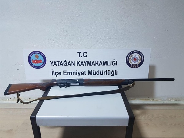 Polislerin Dikkati Yine Yakalatti 1