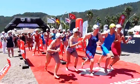 12. Uluslararası Arena Aquamasters Açık Deniz Yüzme Yarışlarıyla Başladı 6 aquamasters marmaris turkuaz