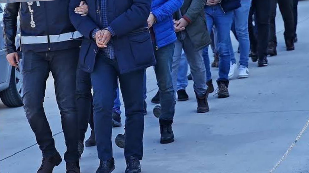 balikesir merkezli 22 ilde feto operasyonu 46 14472136 amp 11