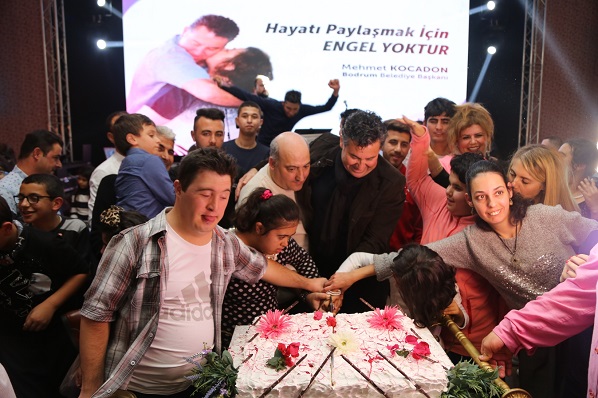 bodrumda engeller sevgiyle asildi 14