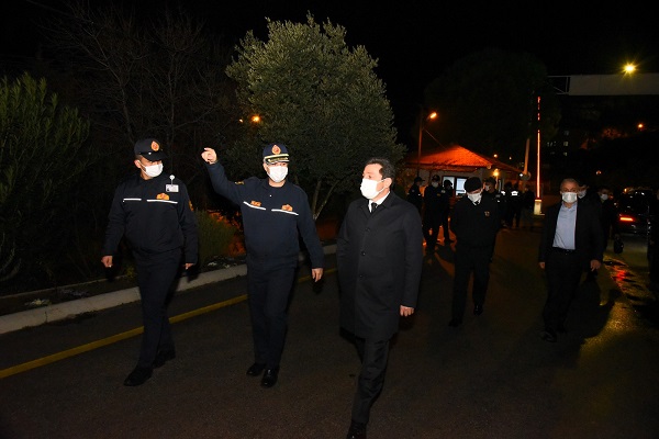 Vali Orhan Tavlı’ Dan Yılbaşında Görev Başındaki Personeli Ziyaret 13 bsn 23