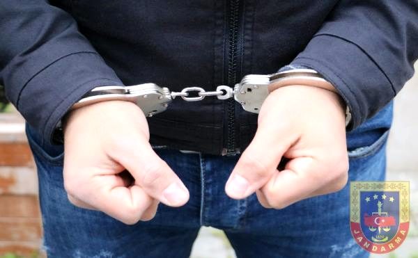 Taksici, 15 Yaşındaki Üvey Kızına Cinsel Istismardan Tutuklandı 20 bursa da aranan 2 hukumlu yakalandi 13494486 o