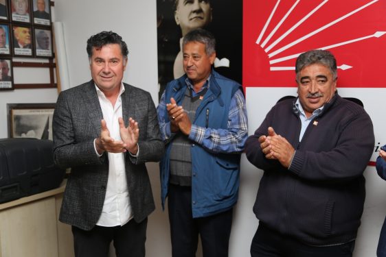 chp rozetlerini baskan kocadon takti 8 e1542987646815