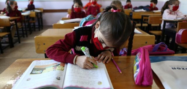 Bakan Selçuk'tan Telafi Eğitimi Açıklaması 14 detay1622036782