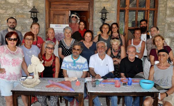 Bodrumlu Sanatçılara Şener Şen'den Tam Not Aldı. 7 e8c65a81d89547b3f82b4f574022a2e7 1