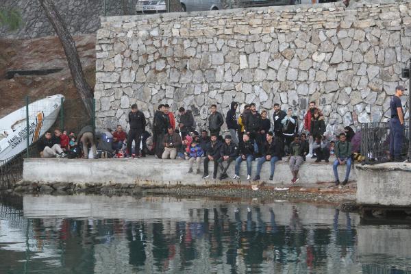 Tekneyle Rodos'a Gitmek Isteyen Kaçaklara Sahil Güvenlik Engeli 18 ec5c3f5ba9b1b91303aa76218214fdfd