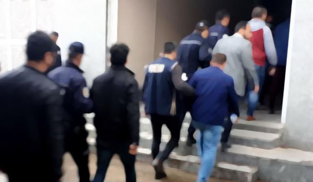 Organize Suç Örgütlerine Yönelik 8 Ilde 171 Şüphelinin Yakalanması Için "Sahil Rüzgarı Operasyonu 17 egm 8 ilde es zamanli sahil ruzgari operasyon 14146180 o