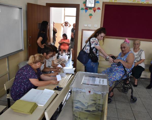 Bodrum Sandığa Gitti Plajlar Boş Kaldı 19 fd737bc7682d1e196aca5e3aad8a4bb2