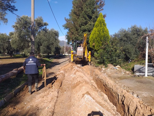 Beçin’de Bin 200 Metre İçme Suyu Hattı Yenilendi 12 fdaffd29 5c0e 44ae aa97 a3be452965a6