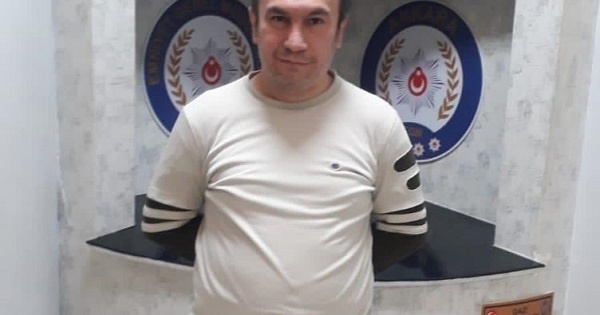 Fetö Operasyonu! Eski Emniyet Müdürü Ile Eşi Yakalandı 18 feto operasyonu