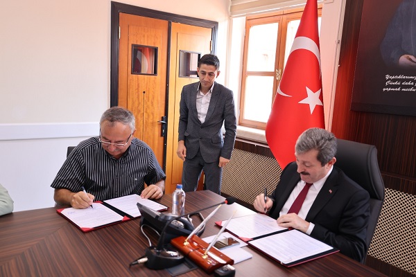Hayırsever İş İnsanı Hasan Özyer'den Seydikemer’e Eğitim Desteği 1 hayirsever is insani egtim destegi 2