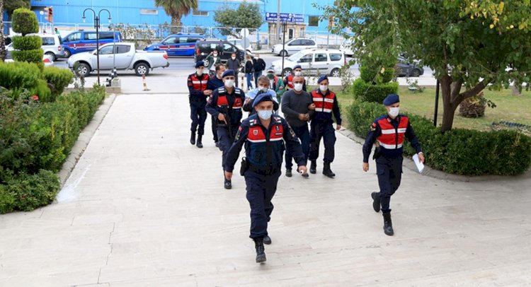 Tarihi Eser Kaçakçılığı Zanlıları Tutuklandı 15