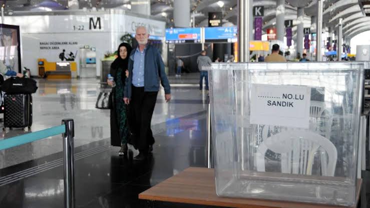Sandıklar Kuruldu, Oy Verme İşlemi Başladı 15 images.jpeg 1 370