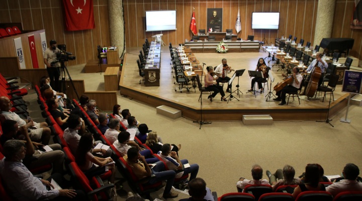 Türkiye’de Bir Ilk Gerçekleştirilerek Mini Konser Verildi. 17 images.jpeg 82