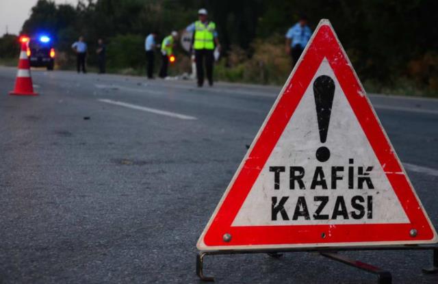 Motosiklet Kamyonetle Çarpışması Sonucunda Hayatını Kaybetti 4 karsi yonden gelen kamyonetle carpisan motosiklet 14425583 8577 o