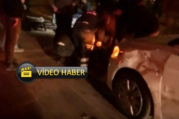 Yol Verme Kavgasında 3 Kişinin Yaralandığı Olayda Yeni Görüntüler Ortaya Çıktı 1 milasta trafikte kavga cikti aracla grubun h1640418216