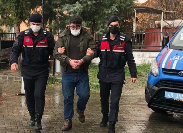 11 Ayrı Suç Dosyası Bulunan Zanlı Tutuklandı 10 mugla da hakkinda 11 ayri suc dosyasi bulunan 14658899 amp e1641931687389