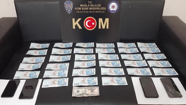 Muğla'da Sahte Para Operasyonunda 4 Şüpheli Gözaltına Alındı 16 mugla da sahte para operasyonunda 4 supheli 2 14626682 o