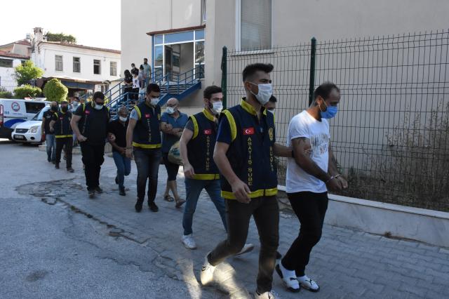Turizm Bölgelerinde Yabancı Kadınları Fuhuşa Zorlayan 10 Şüpheli Adliyeye Sevk Edildi 12 mugla merkezli fuhus operasyonunda 10 supheli 3 14268904 o