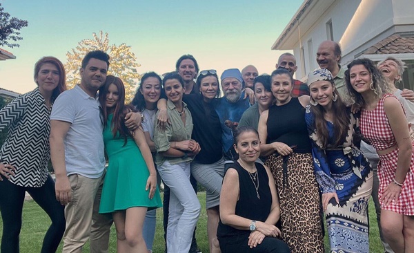 Gülsen Karatoprak Nilüfer'e Şarkı Yazdı 1 nilifer gulsen karatoprak