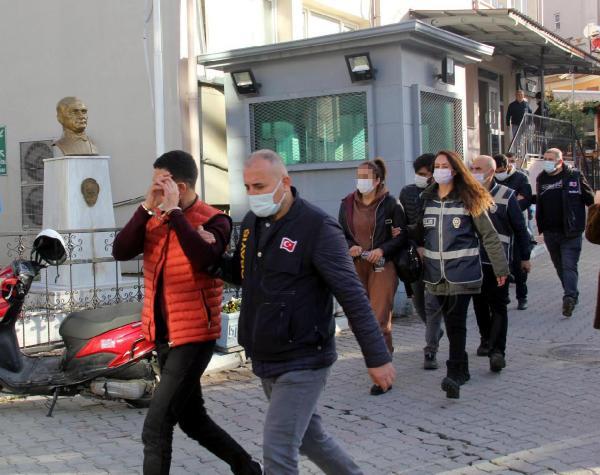 Muğla Merkezli Telefon Dolandırıcılığı Operasyonunda 6 Şüpheli Yakalandı 5 polis ve savci yalaniyla 8 milyon liralik 13905599 o