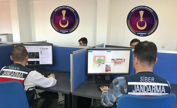 Jandarma'dan Siber Suçlarlar Ile Mücadelede (438) Illegal Internet Sitesi Engellendi 1 resized 5e67f 2ac4b3ed537d9e62817f458690682bedbd3bbee0