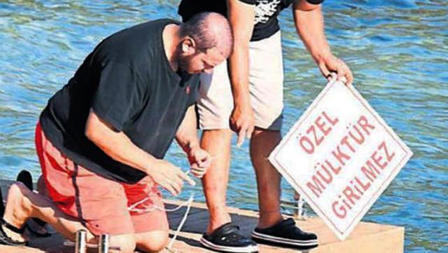 Şahan Gökbakar'ın "Özel Mülk" Tabelasını Astığı Iskeleye Inceleme 12 sahan gokbakar in ozel mulk tabelasini astigi 14254605 8331 o