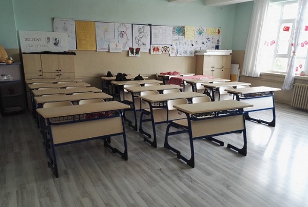 Eğitim Sen'den Çağrı Yeniden Değerlendirme Zorunluluğunu 11 sinif sira
