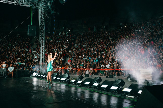 Hadise Bodrum'da Coşturdu 3 sr461nsrs6ku6cwy720230727222403
