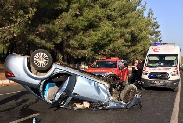 Takla Atan Otomobilde 2 Kişi Yaralandı 13 takla atan aracta 2 kisi yaralandi 3 14406353 o