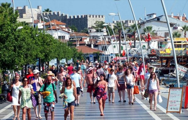 turist turiz 135513AW e1533023850171