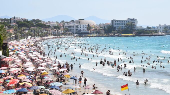Bodrum’da Oteller Personel Çıkarırken, Antalya’da Otellerde Toparlanma Başladı 20 turizm yogunluk aa 1622842 e1691573676605